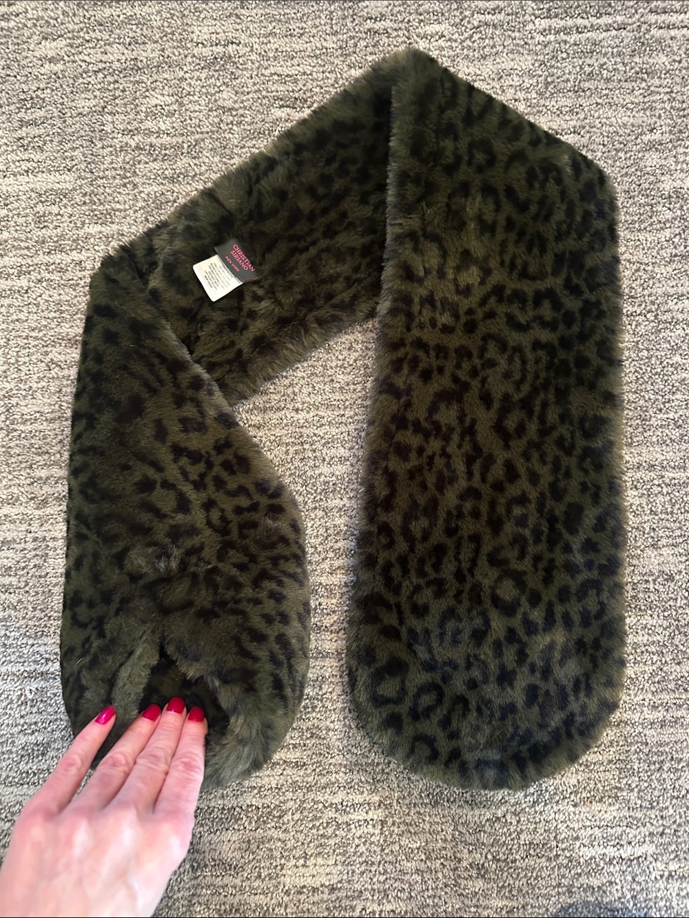 Christian Siriano Olive Green Leopard Faux Fur Scarf - Picture 7 of 9